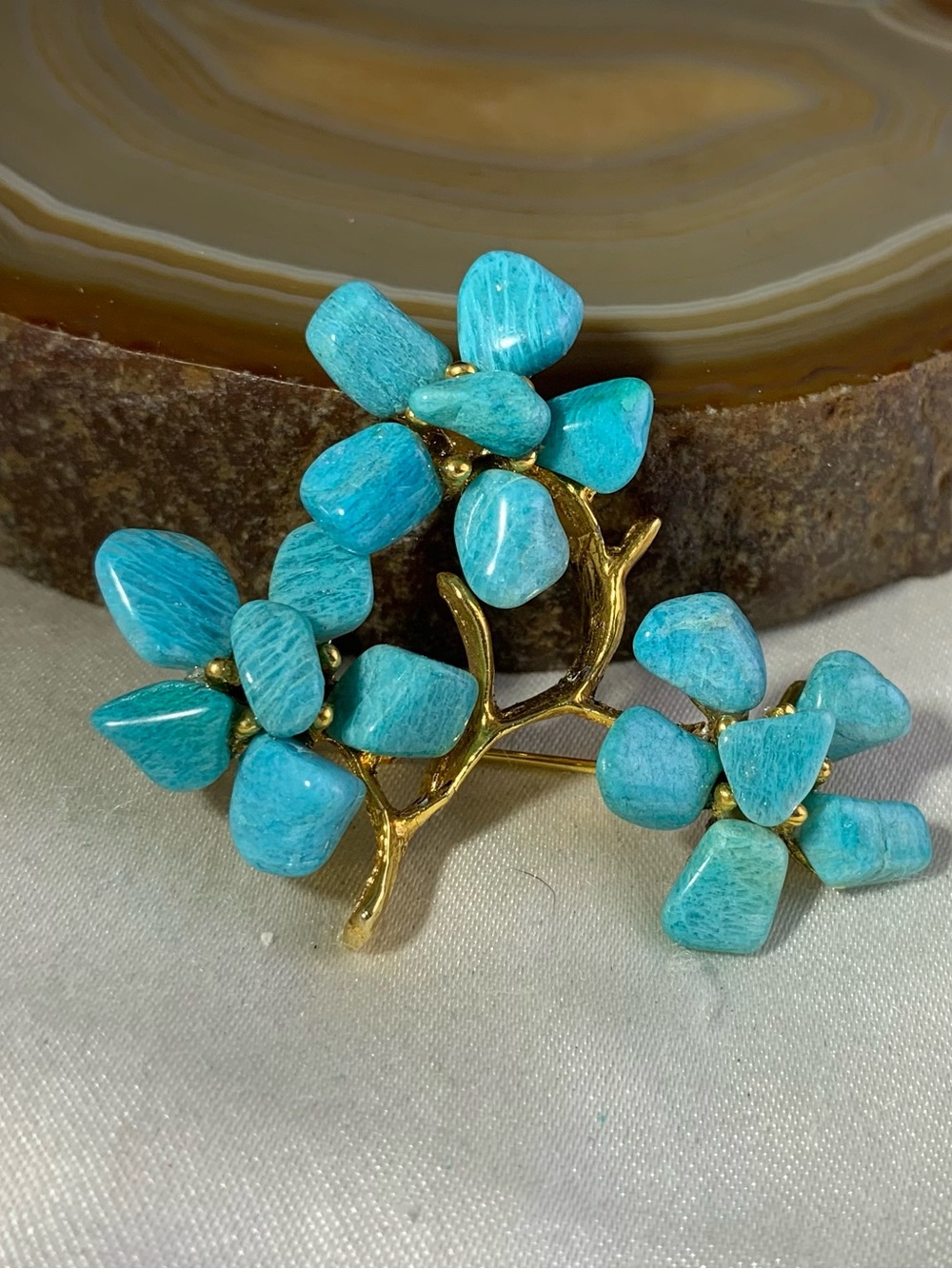 Gold-Tone Floral Brooch with  Blue Stones
